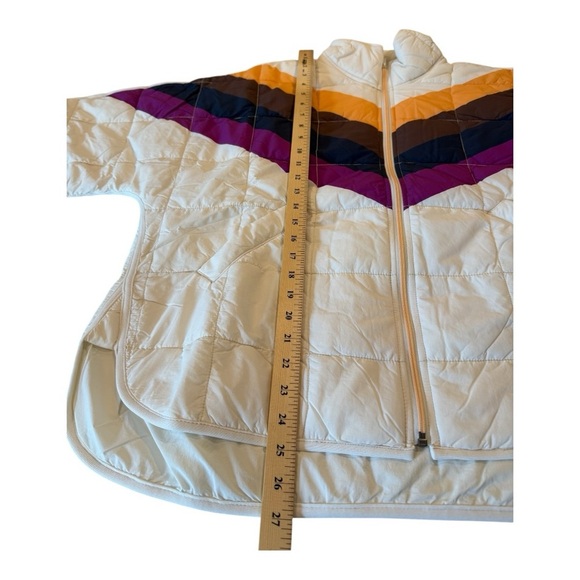 FP Movement x Hatch Printed Puffer Jacket in Ivory Chevron Combo NEW LAST ONE - Picture 6 of 15